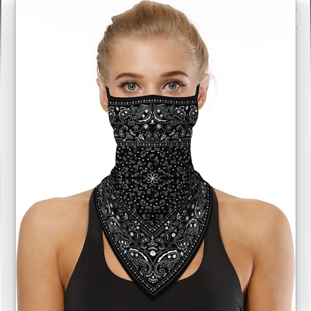 2/$20 Black and White Paisley Print silky soft goiter mask.